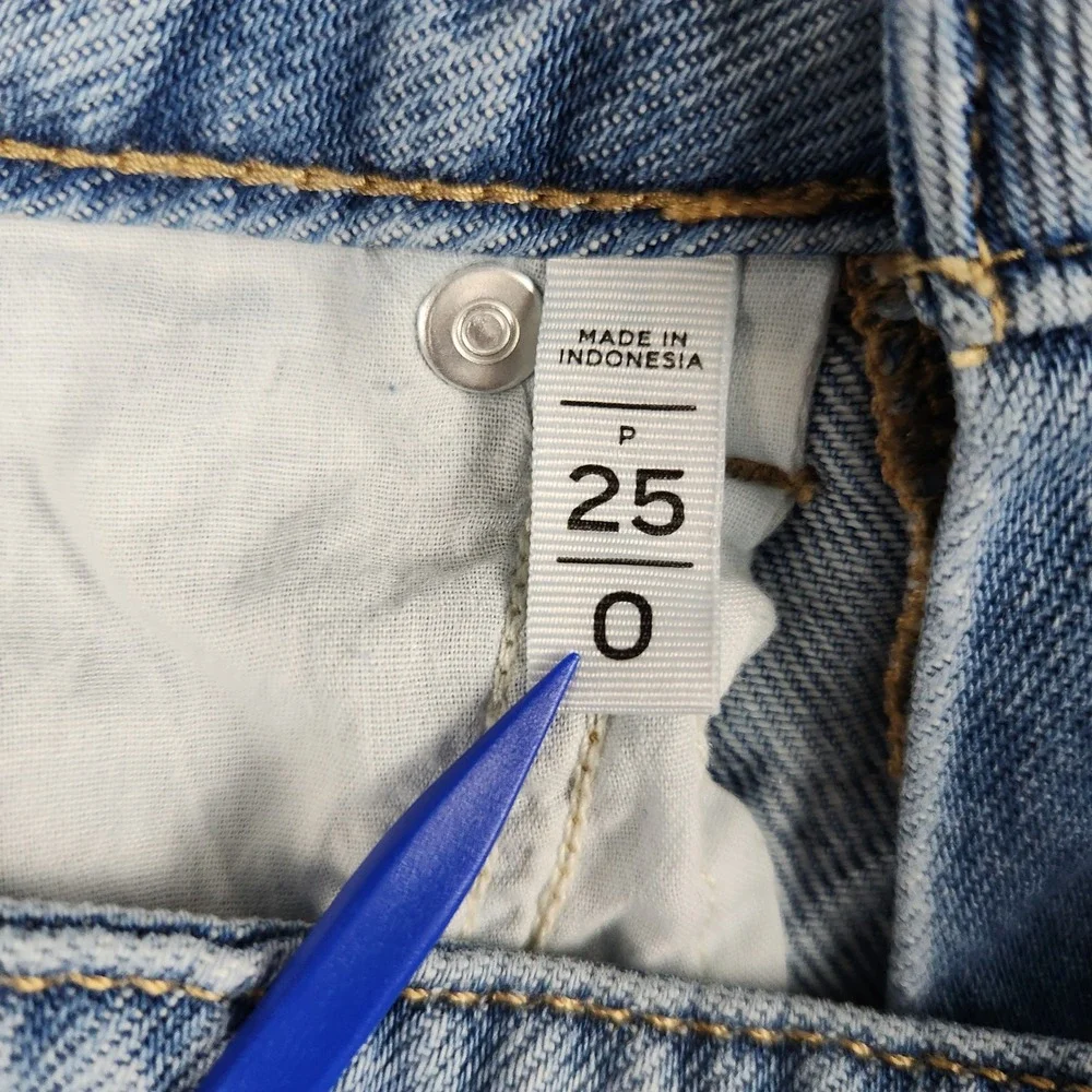 LOFT Jean Shorts Womens 0/25 Blue Denim Medium Wash High Waisted Relaxed Fit